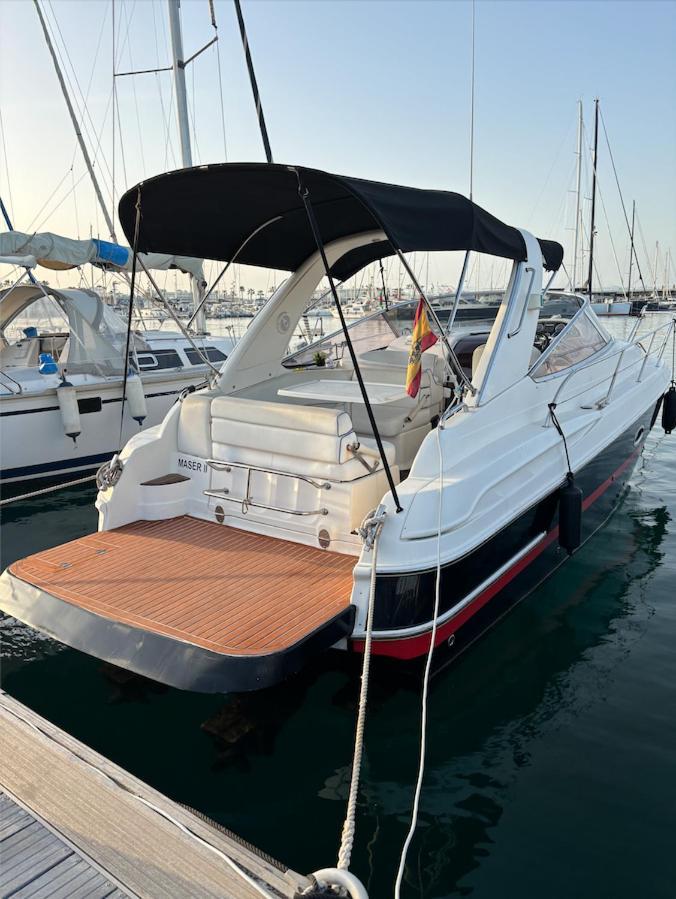 Maser Ii Bateau-hôtel